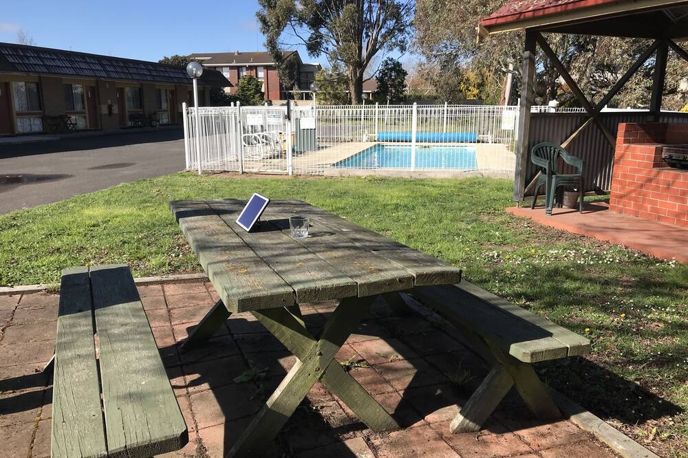 アルフレッド モーターイン 写真