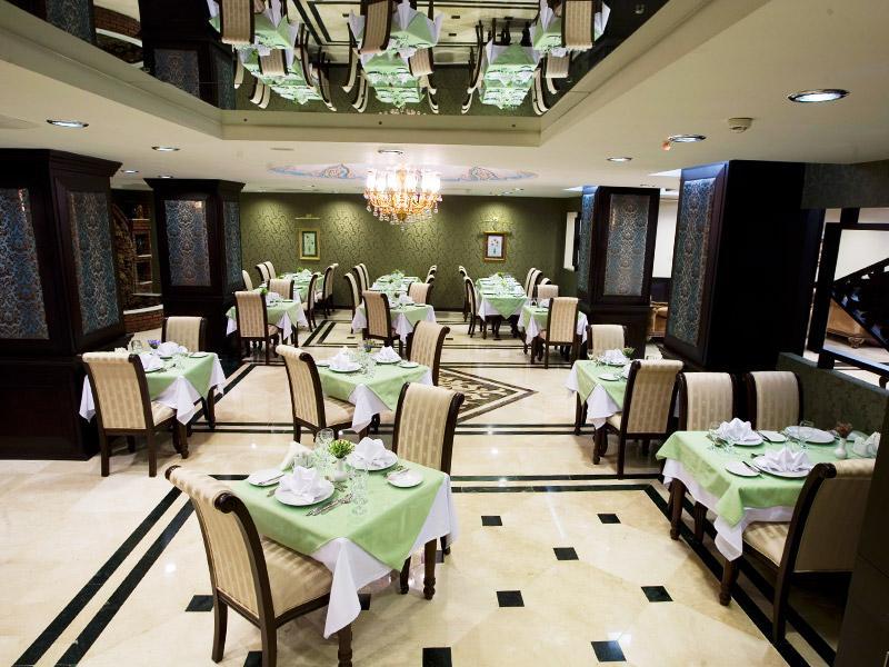 メイウッド ホテル 写真