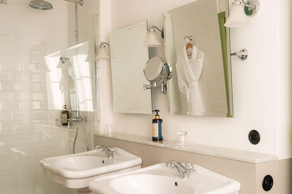 ドゥムール カステル ブランド ホテル & スパ 写真