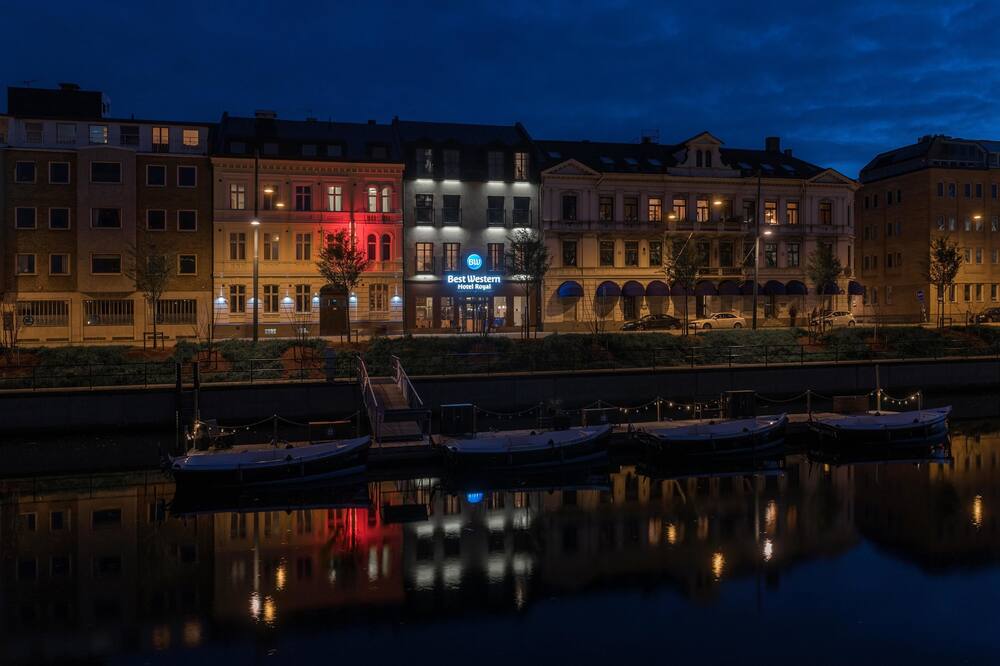 ベスト ウェスタン ホテル ロイヤル 写真