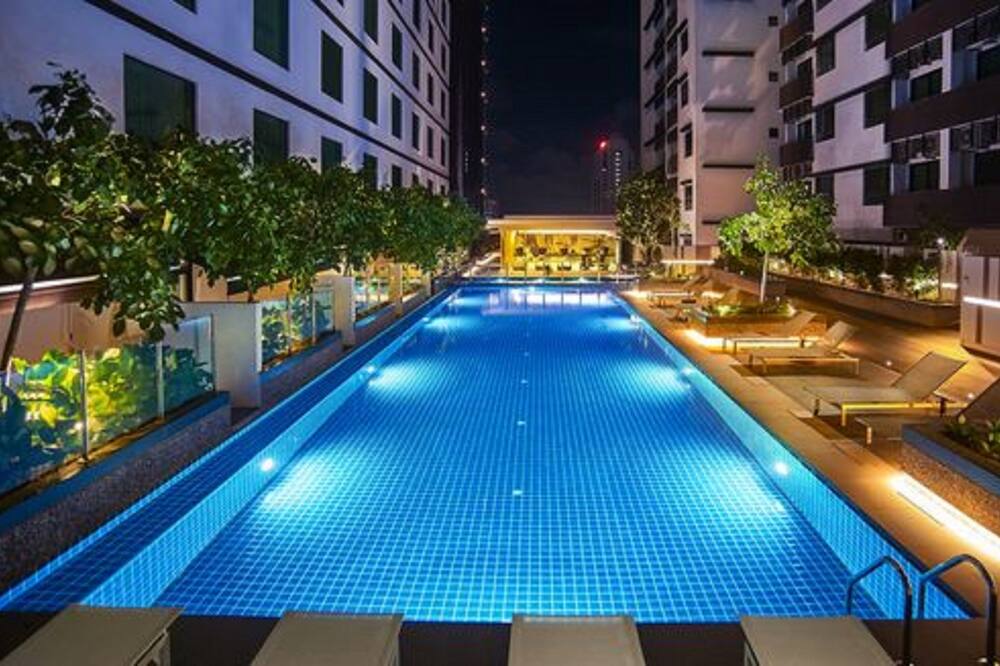 アマリ ジョホール バル 写真