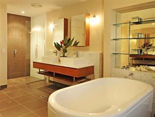 Whitsunday Reflections 写真