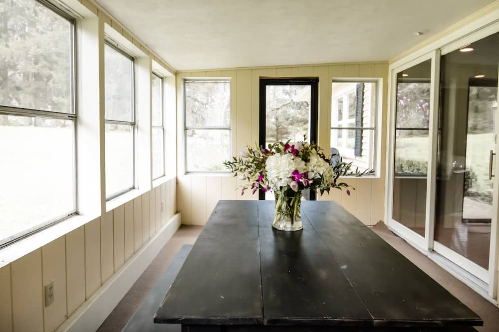 ザ ブロードウェイ ゲスト ハウス 写真