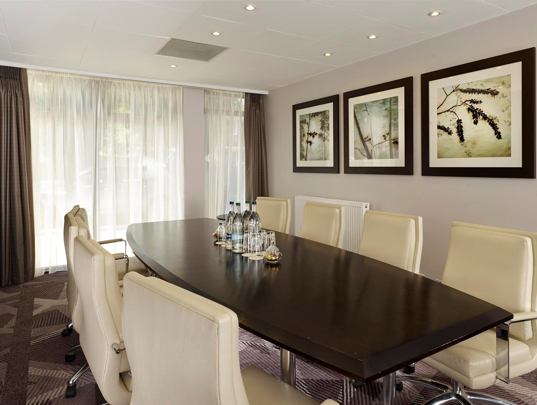 ダブルツリー バイ ヒルトン ロンドン イーリング 写真