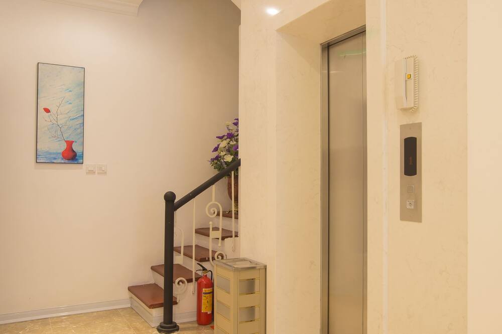 ヴィハウス ハノイ ホテル 写真