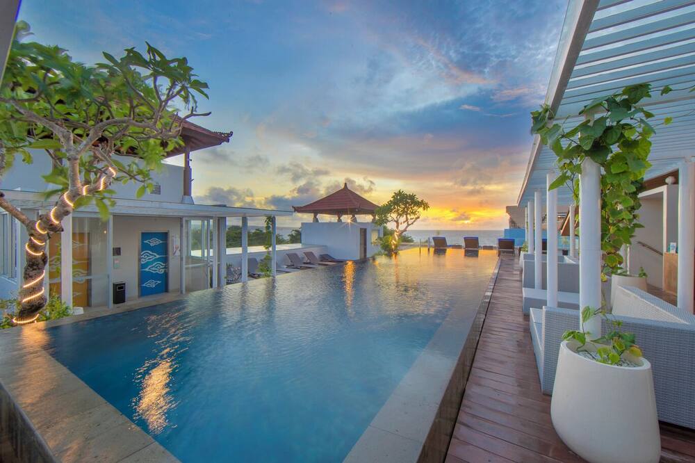 クタ ビーチ ホテル 写真