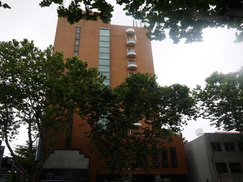 ユニオン ツーリスト ホテル 写真