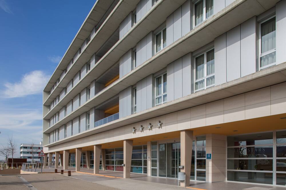 ホテル ユーロスターズ レイ フェルナンド II 写真