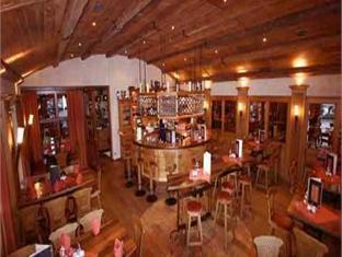 ホテル ヒルシュ 写真