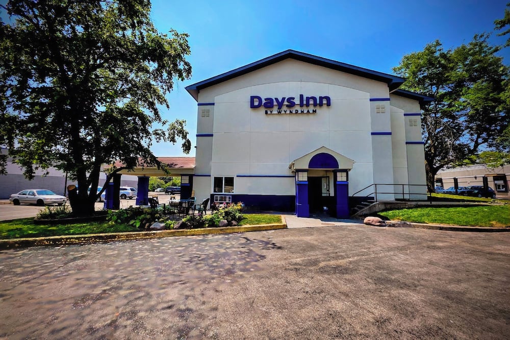 デイズイン by ウィンダム ウォーキガン 写真