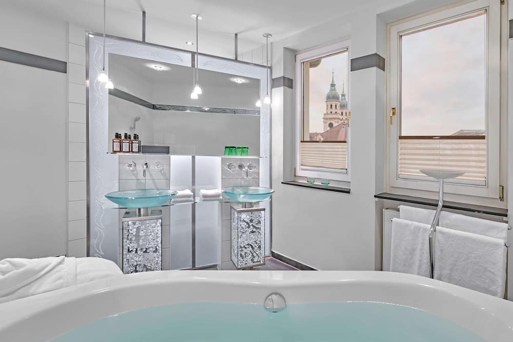 シュヴァルツァー アドラー ホテル インスブルック 写真