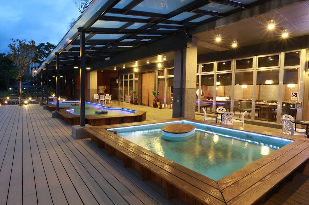 No. 9 ホテル 写真