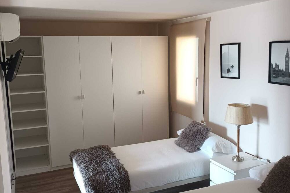 ホテル モネガル 写真