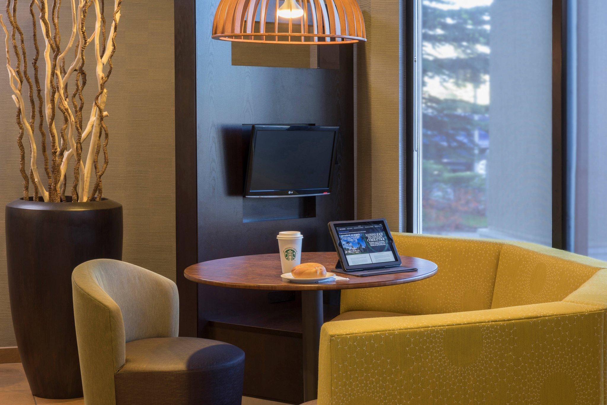 Courtyard by Marriott Anchorage Airport 写真