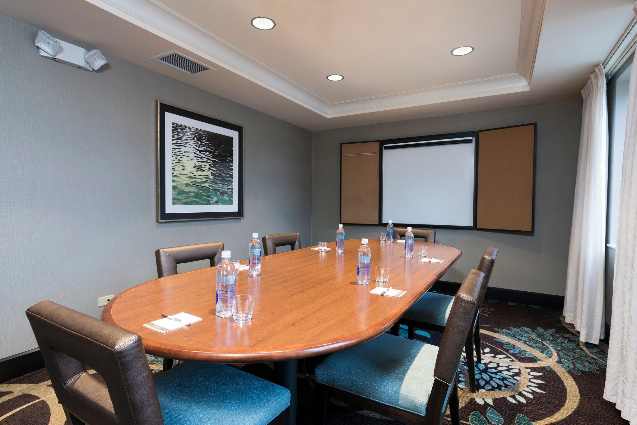 Staybridge Suites Chicago-Oakbrook Terrace By IHG 写真