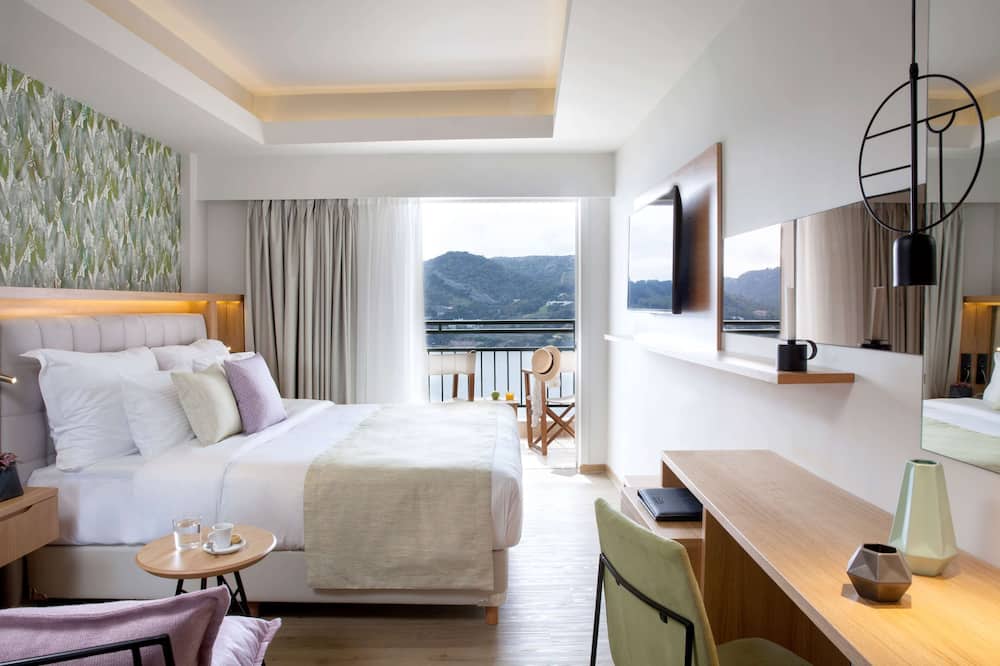 ゼウス ドルチェ アテネ 写真