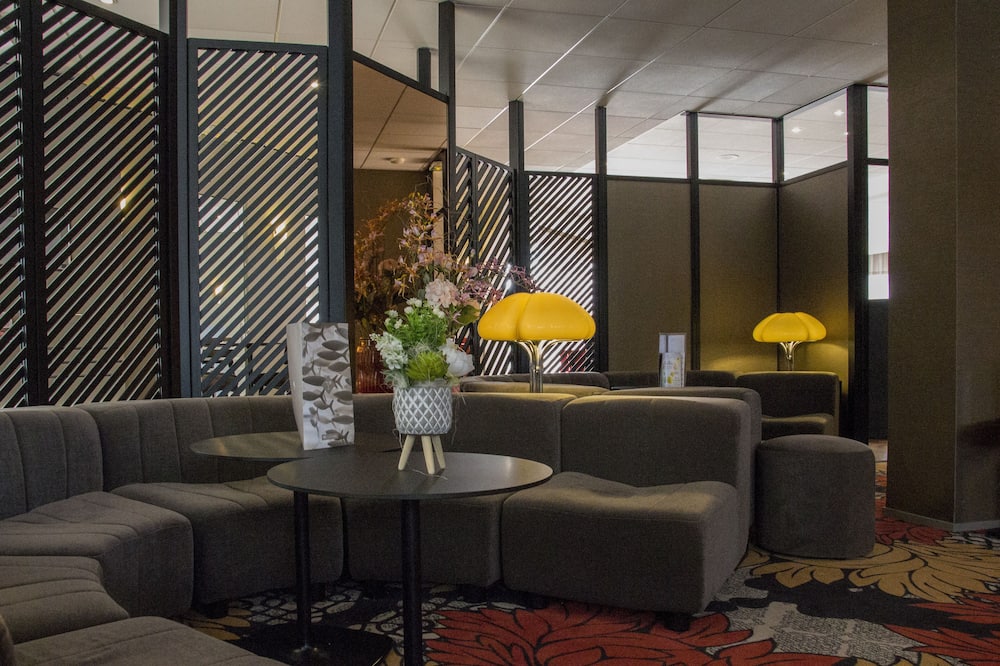 オセアニア カンペール 写真