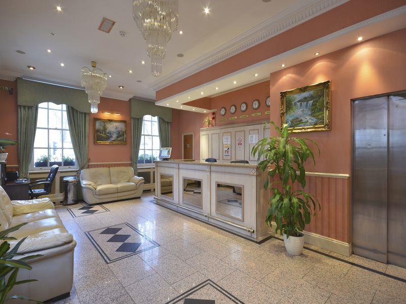 バイキング ホテル 写真