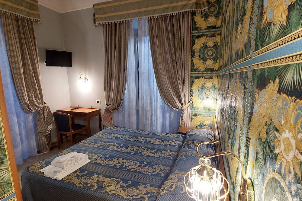 ホテル デメトラ キャピトリーナ 写真