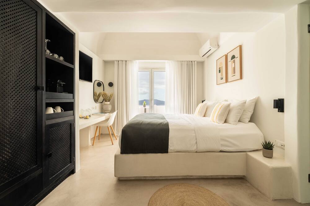 ロカベラ サントリーニ ホテル＆スパ 写真