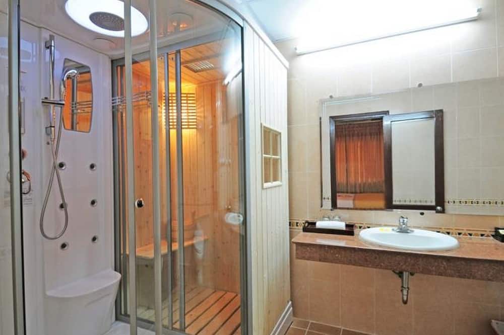 デュイ タン ホテル 写真