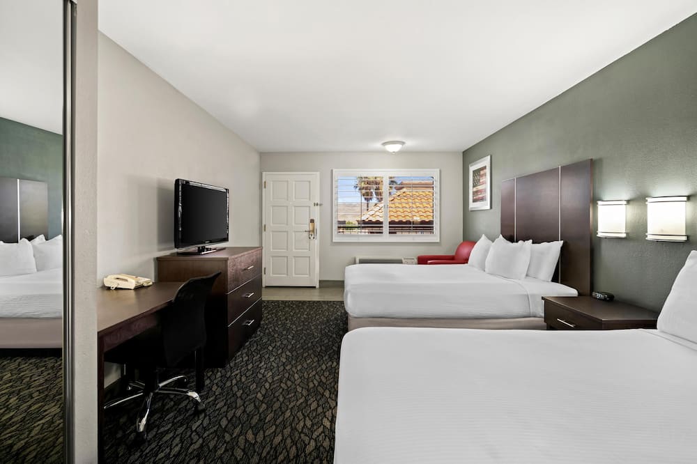 ベストウェスタン デザート ヴィラ イン 写真