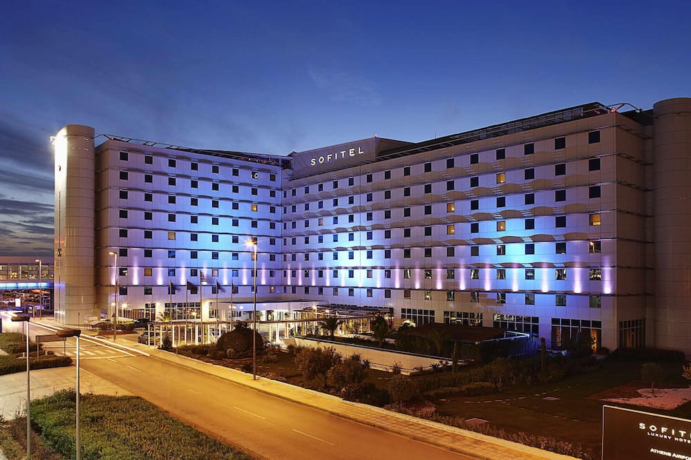 ソフィテル アテネ エアポート ホテル 写真