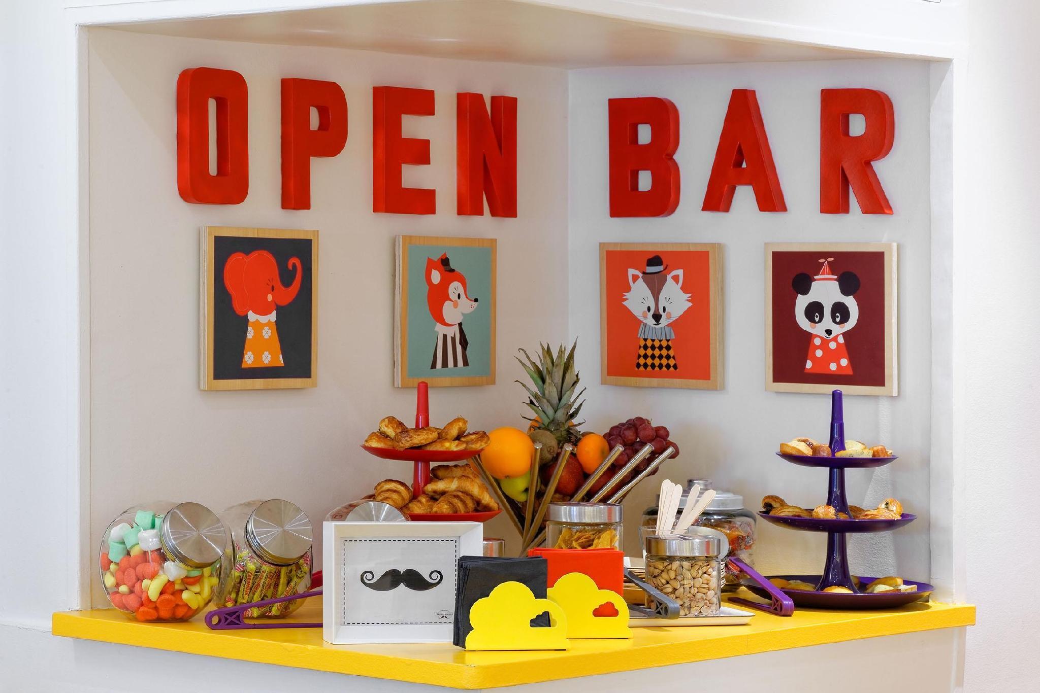 ホテル ジョージ アストテル 写真