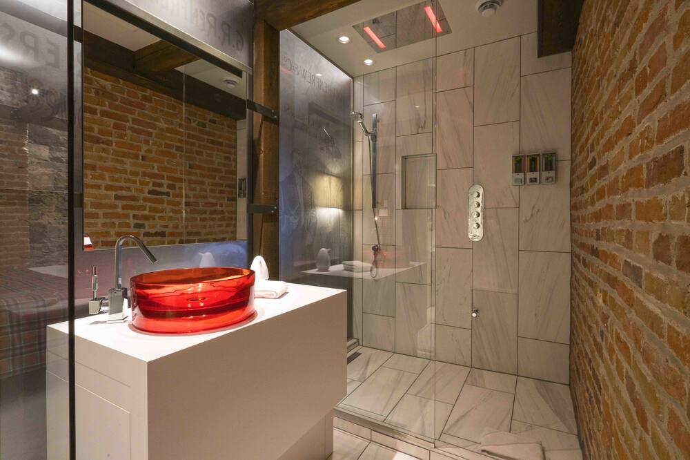 Auberge Place d'Armes - Par Aneyro 写真