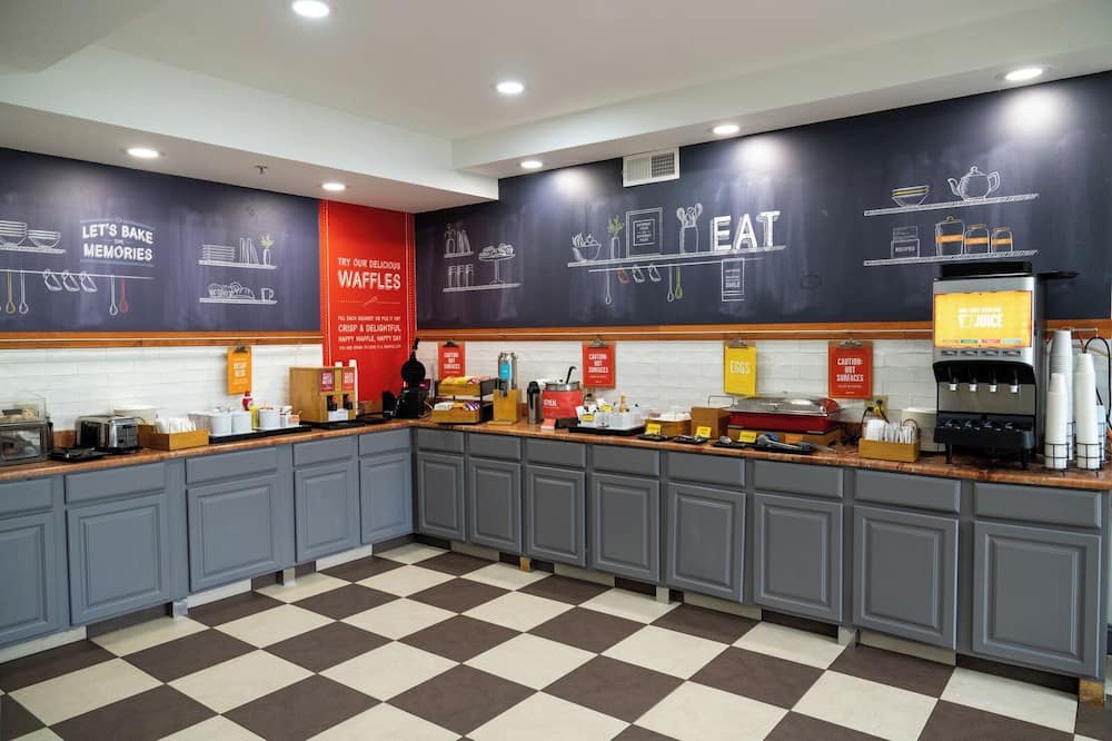 Hampton Inn Brattleboro 写真