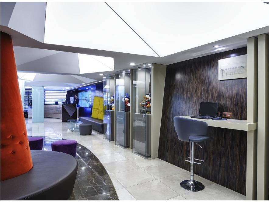 カートゥーン ホテル 写真