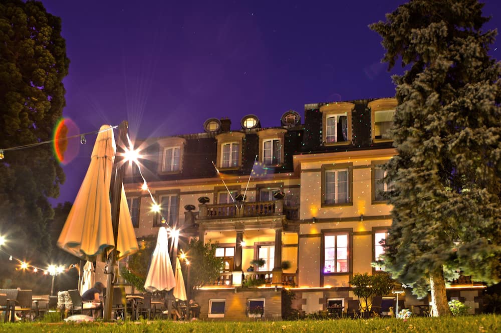 ホテル ル マノワール 写真