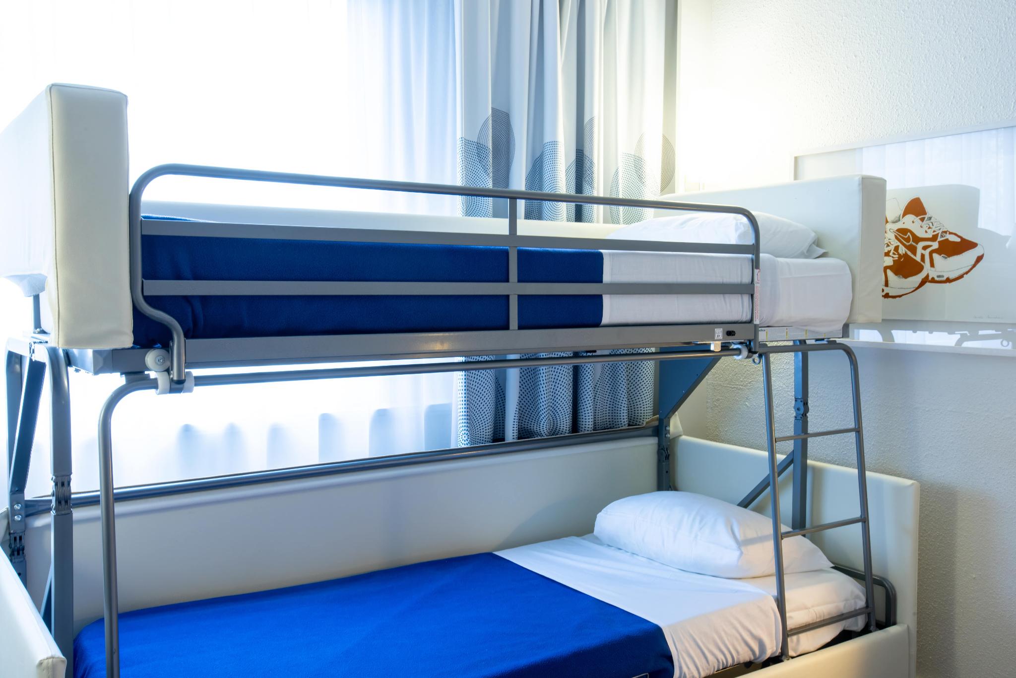 ノボテル ミュルーズ バール フリブール 写真