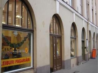 ロメオ ファミリー アパートメンツ 写真