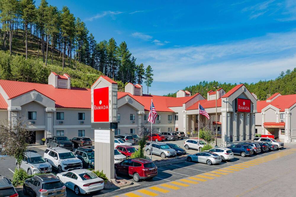 ラマダ バイ ウィンダム キーストン ニア マウント ラシュモア 写真