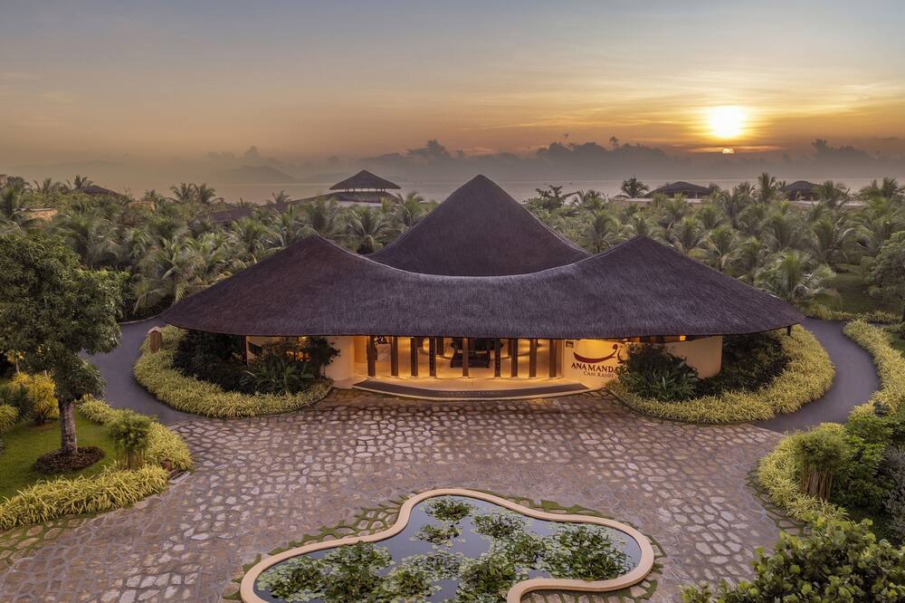 アナ マンダラ カムラン 写真