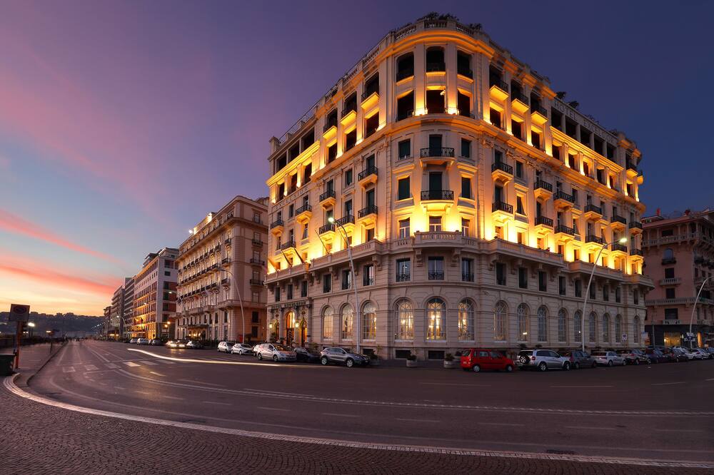 ユーロスターズ エクセルシオール ホテル 写真