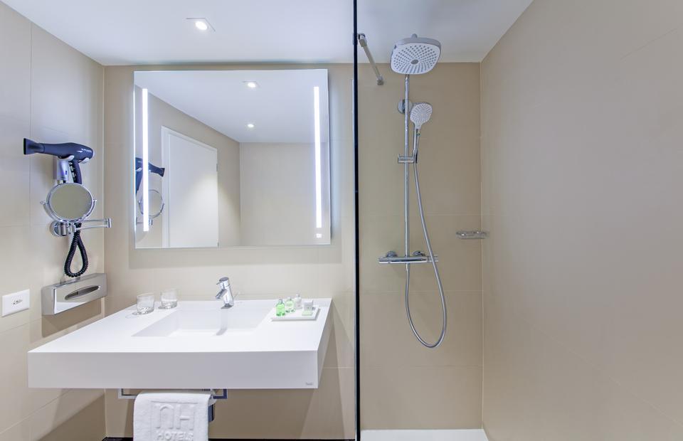 ホテル ジュネーブ バイ ファスビンド 写真