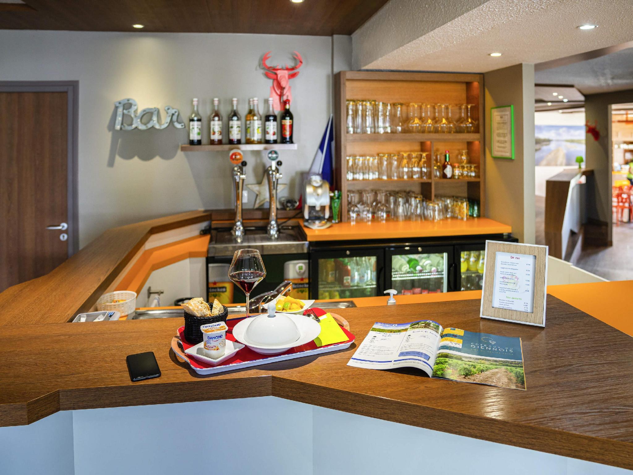 ibis Styles Gien 写真