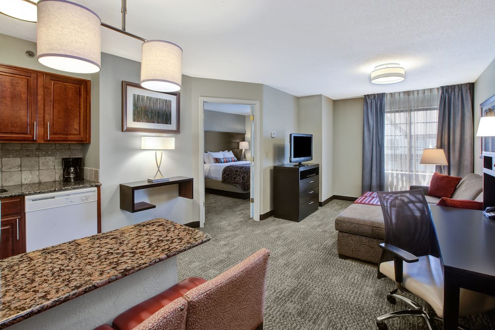Staybridge Suites Louisville - East By IHG 写真