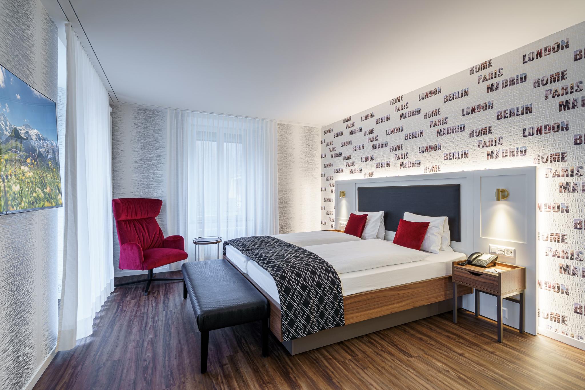 ホテル デュ ノルド 写真