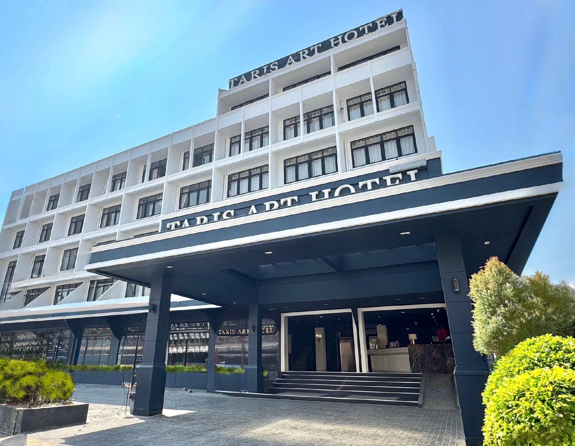 タリス アート ホテル プレー 写真