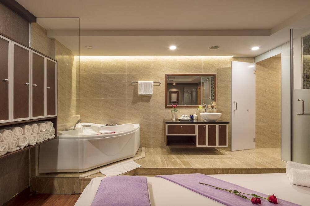 TTC ホテル ゴック ラン 写真