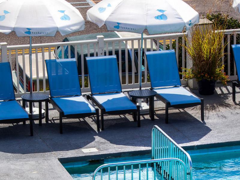 サンドパイパー ビーチ クラブ 写真