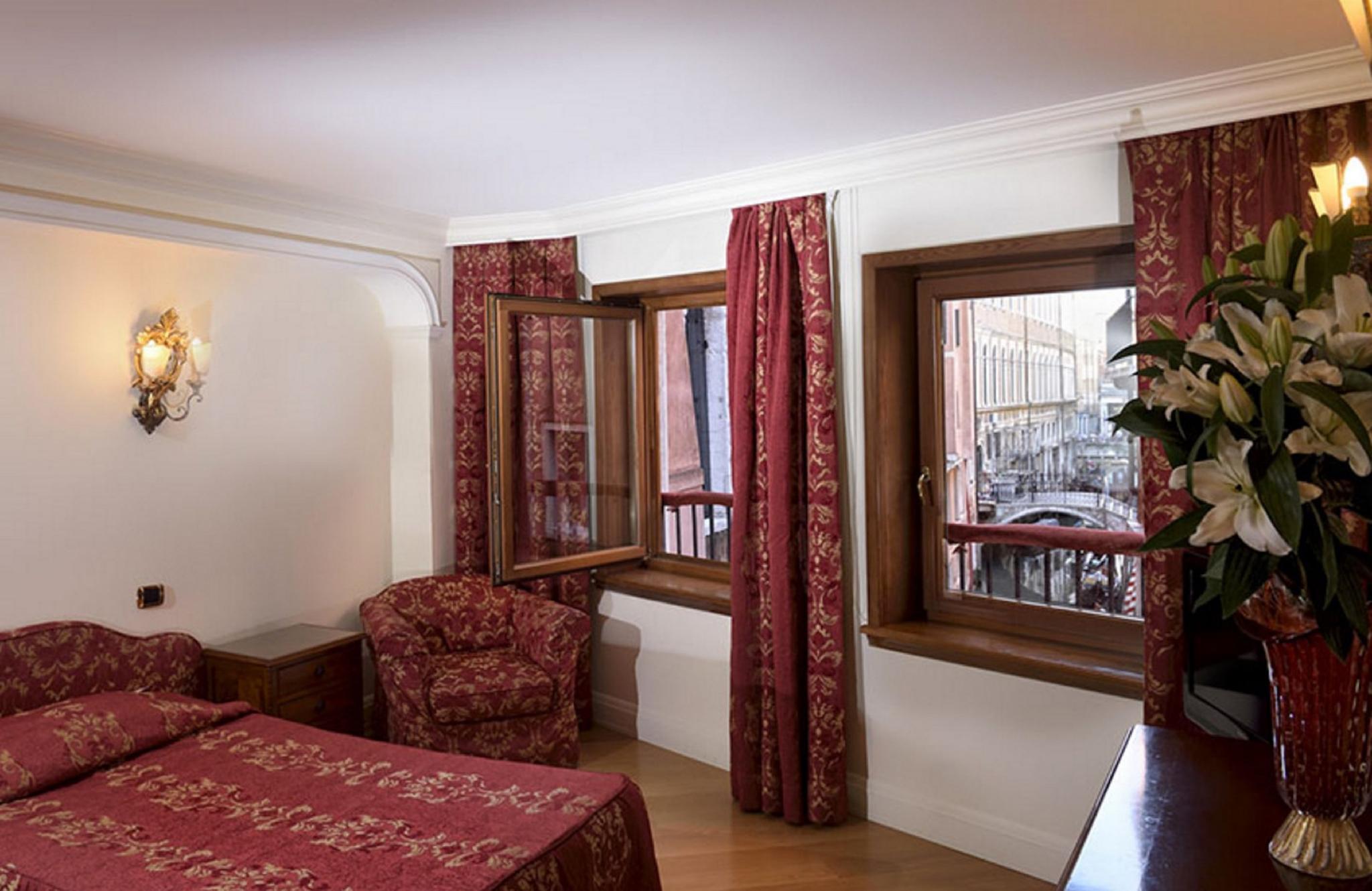 スイーツ トーレ デル オロロッジョ 写真