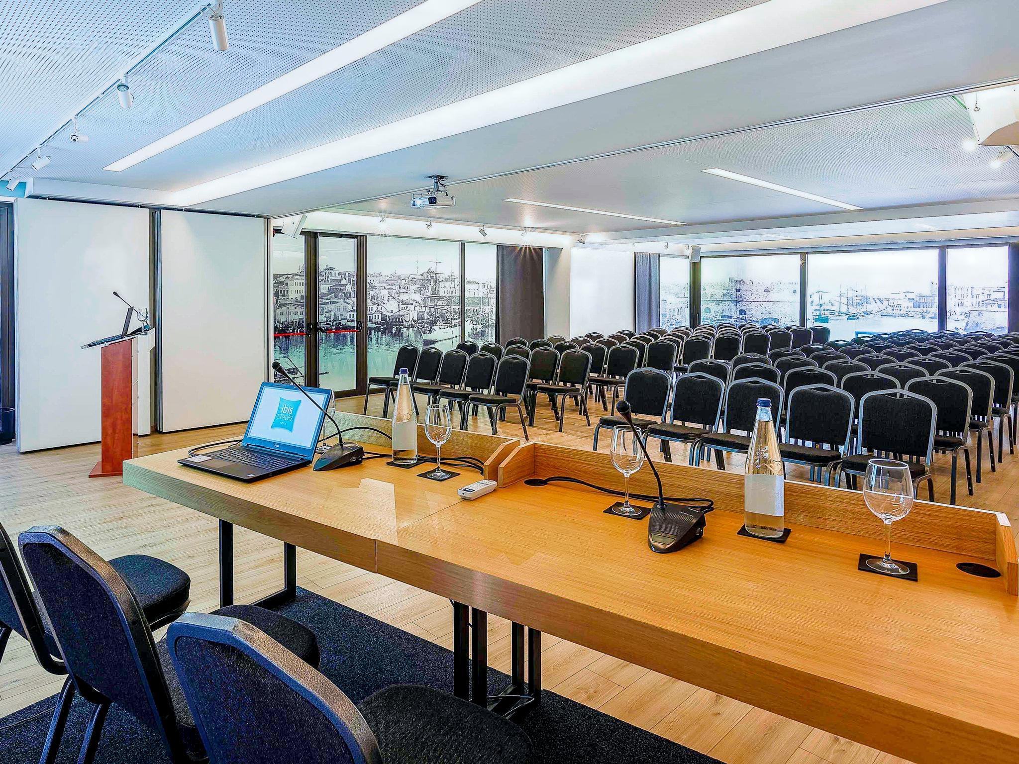 イビス スタイルズ イラクリオン セントラル 写真