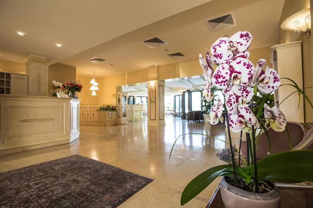 Hotel Spiaggia d'Oro - Charme & Boutique by Double Hospitality 写真