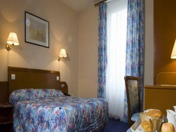 Logis Hotel des Bourbons Montluçon Climatisé 写真