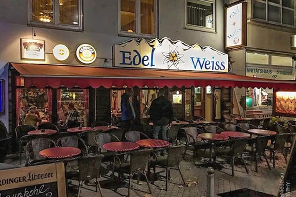 ホテル エーデルワイス 写真