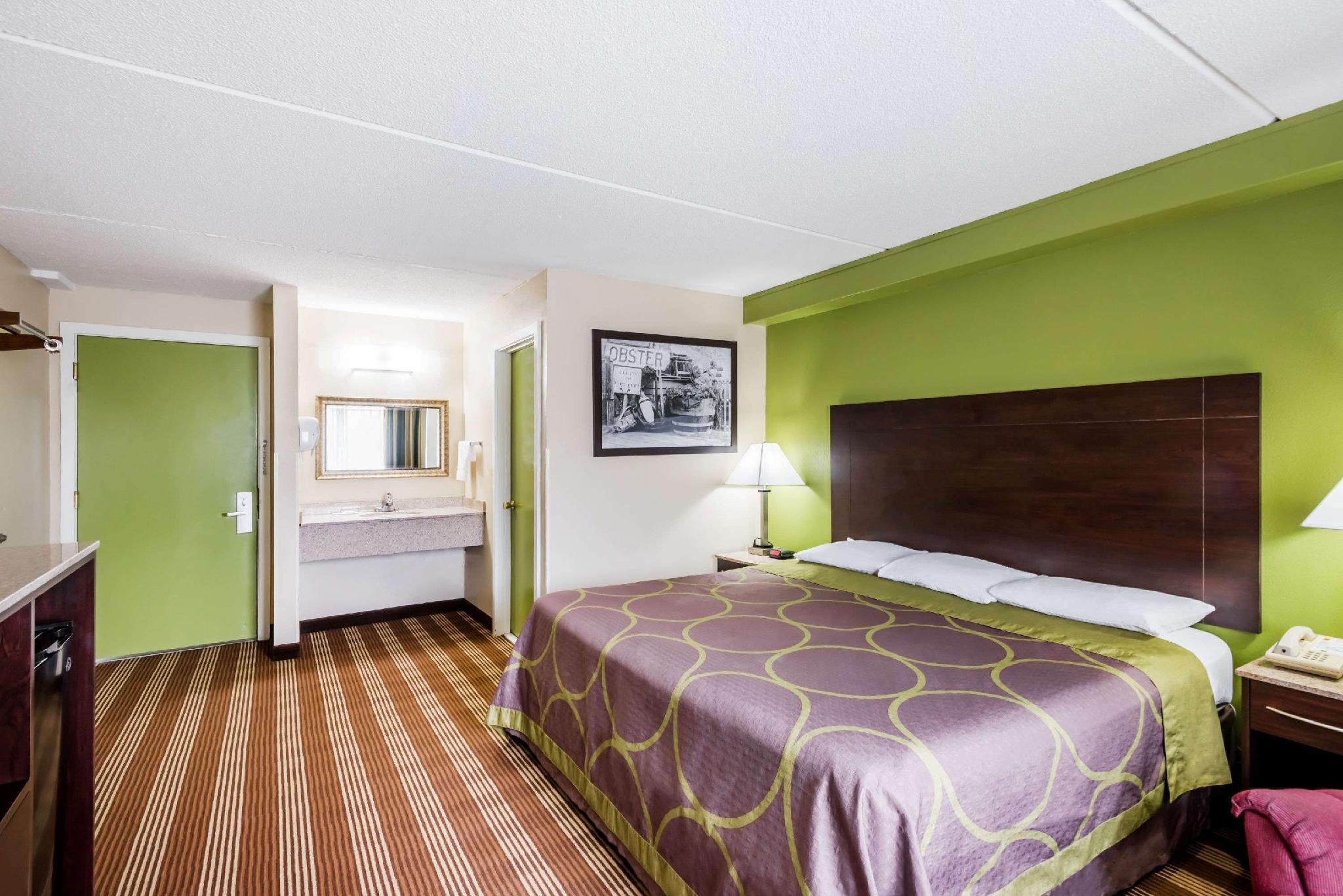 スーパー 8 バイ ウインダム バンゴア 写真